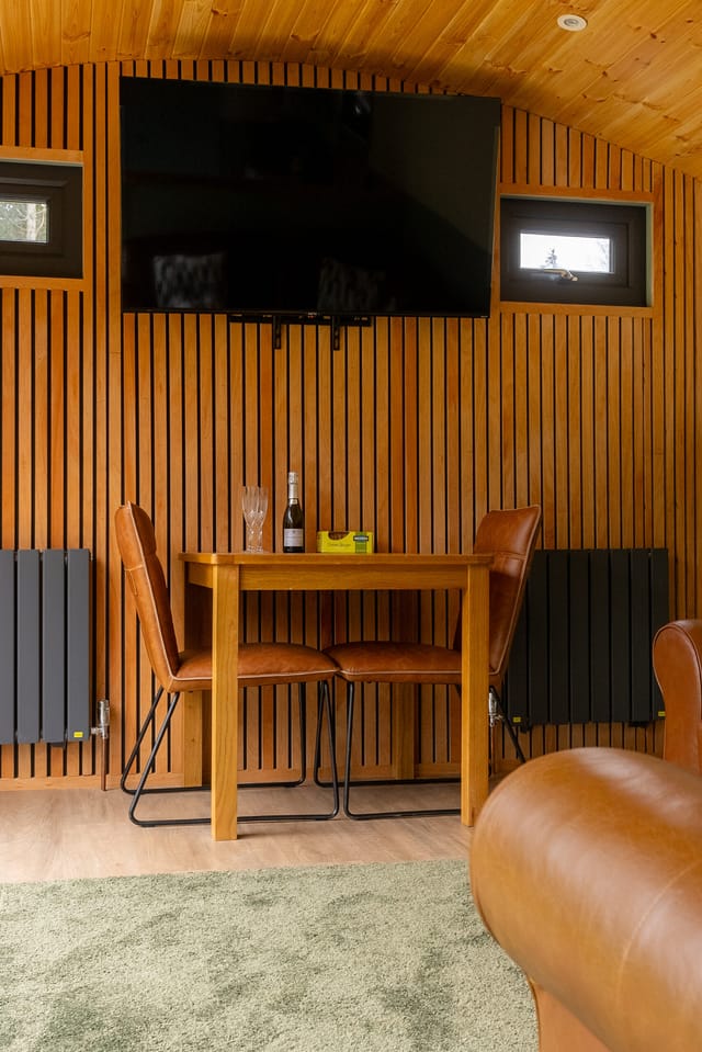 Lodge dining area with TV